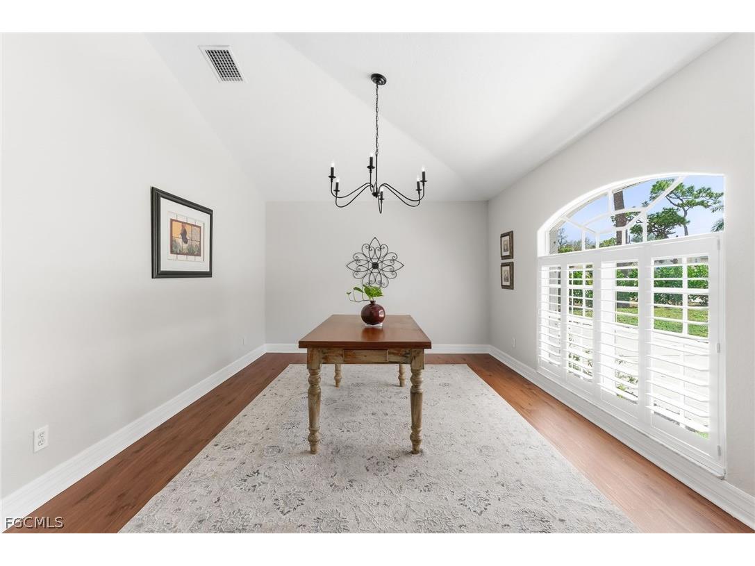1377 Coconut Drive Fort Myers FL 33901 2026010739 image17