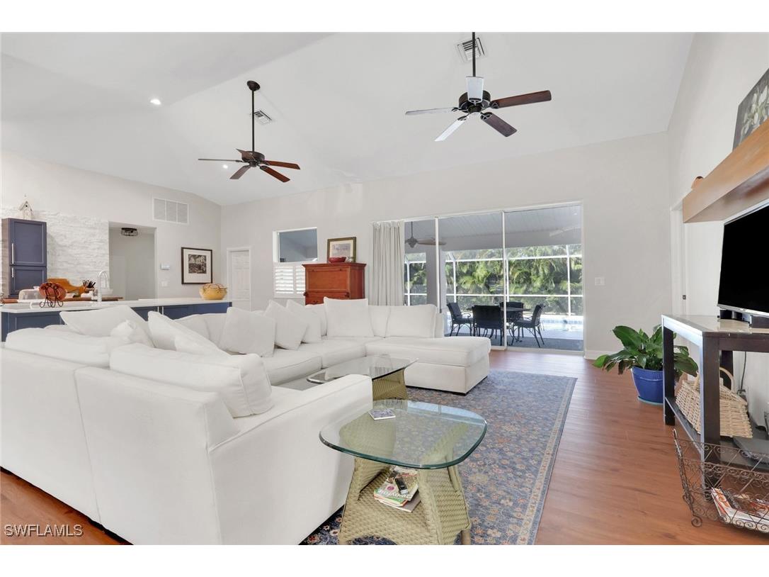 1377 Coconut Drive Fort Myers FL 33901 225077348 image10