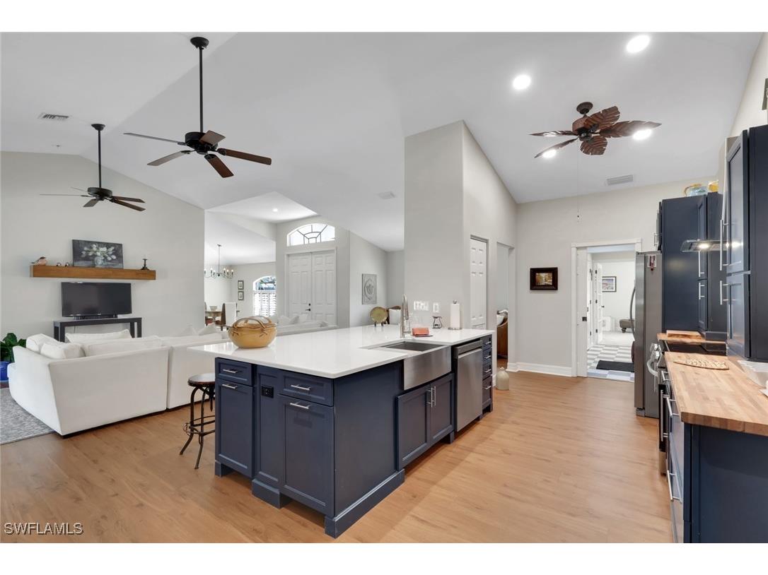 1377 Coconut Drive Fort Myers FL 33901 225077348 image16