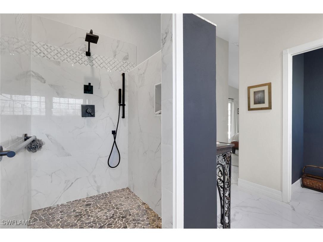 1377 Coconut Drive Fort Myers FL 33901 225077348 image20