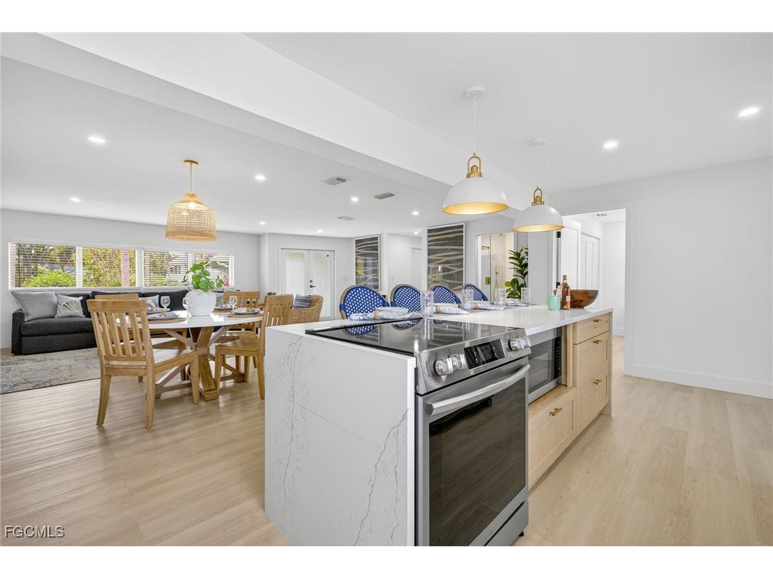 1377 Sand Castle Road Sanibel FL 33957 2025002607 image13