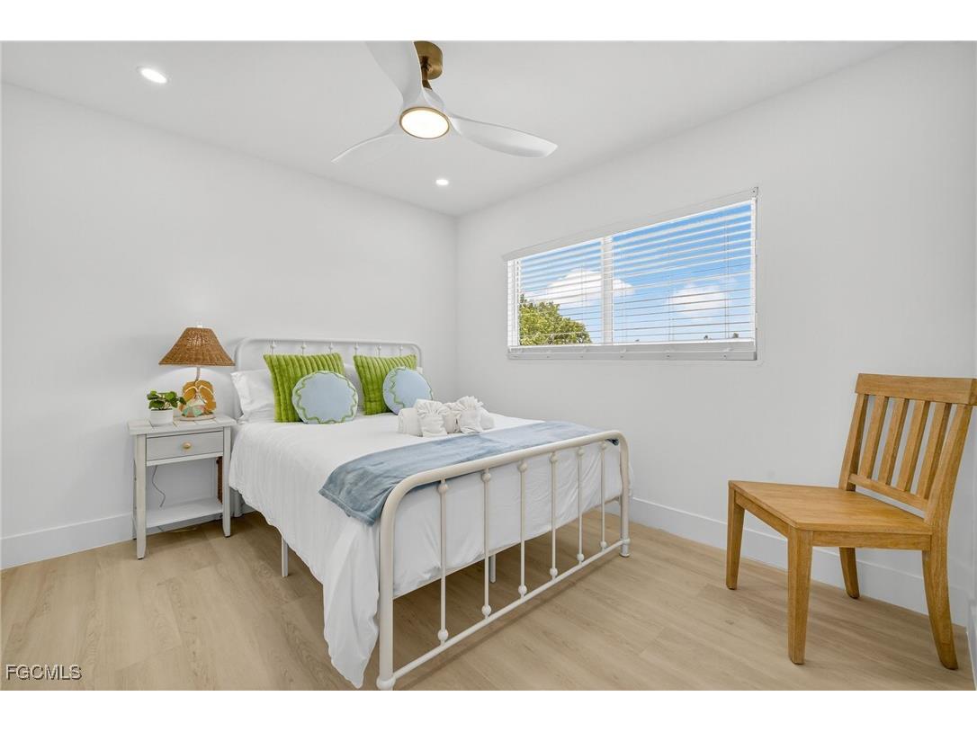 1377 Sand Castle Road Sanibel FL 33957 2025002607 image23