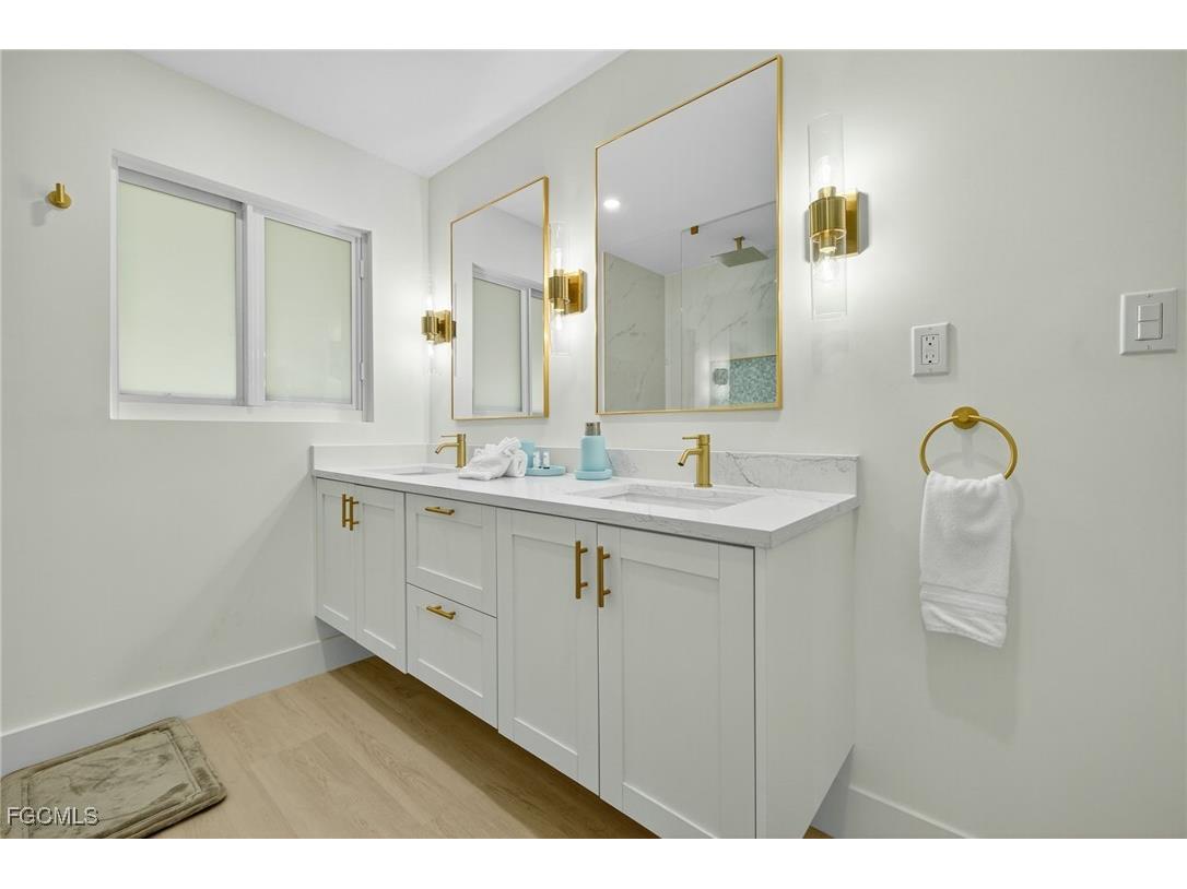 1377 Sand Castle Road Sanibel FL 33957 2025002607 image27