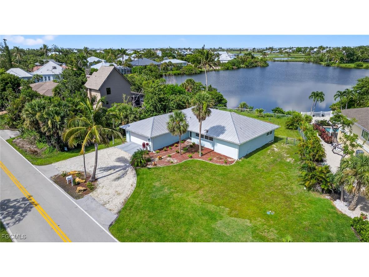 1377 Sand Castle Road Sanibel FL 33957 2025002607 image5