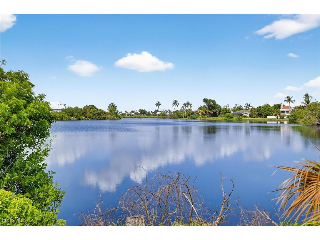 1377 Sand Castle Road Sanibel FL 33957 2025002607 image6