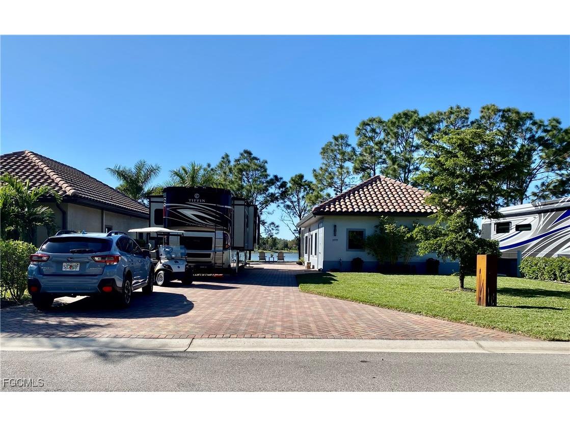 13779 Golden Palms Circle Fort Myers FL 33913 2025009011 image11