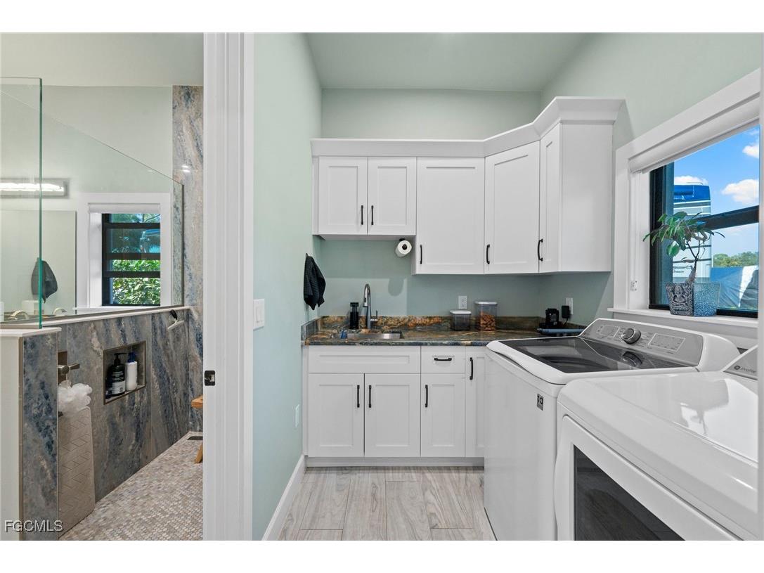 13779 Golden Palms Circle Fort Myers FL 33913 2025009011 image31