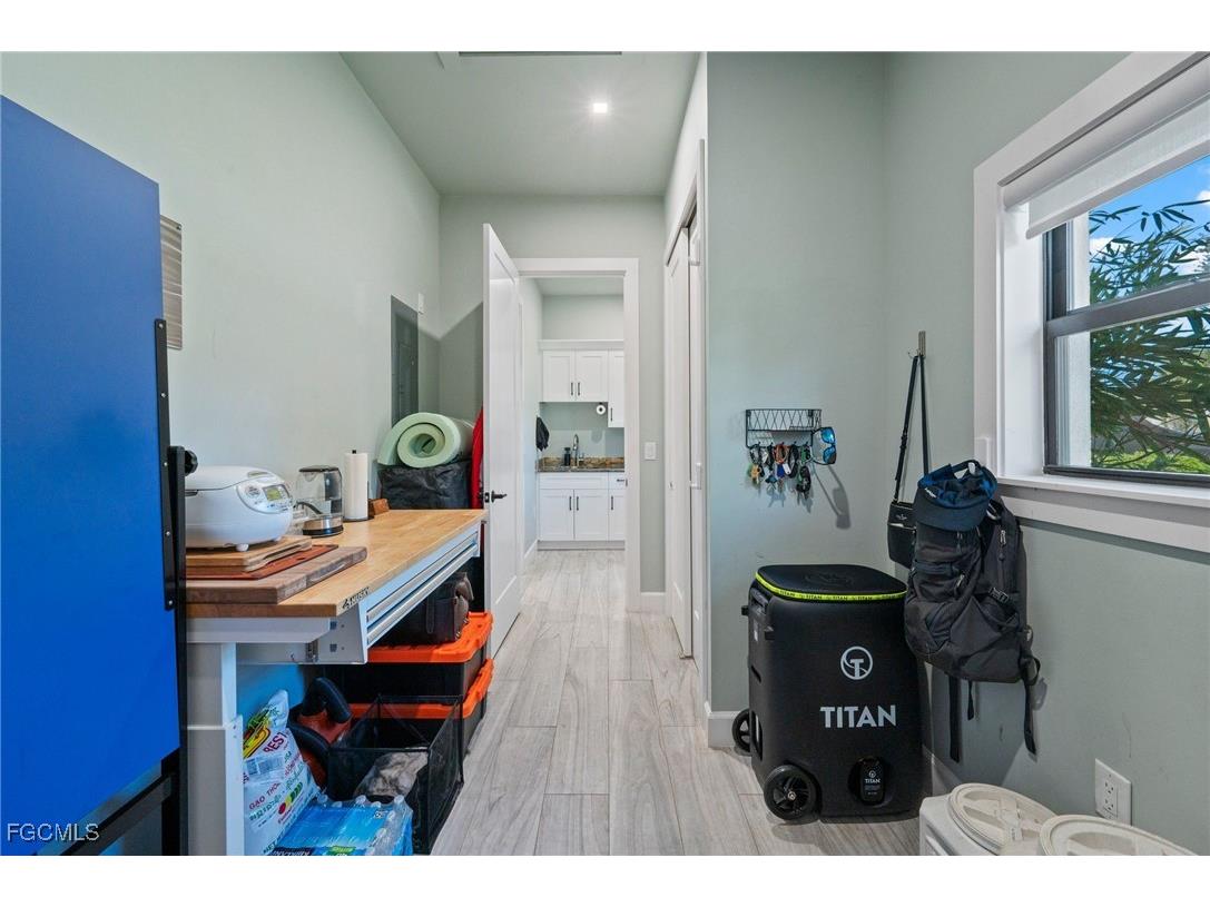 13779 Golden Palms Circle Fort Myers FL 33913 2025009011 image32