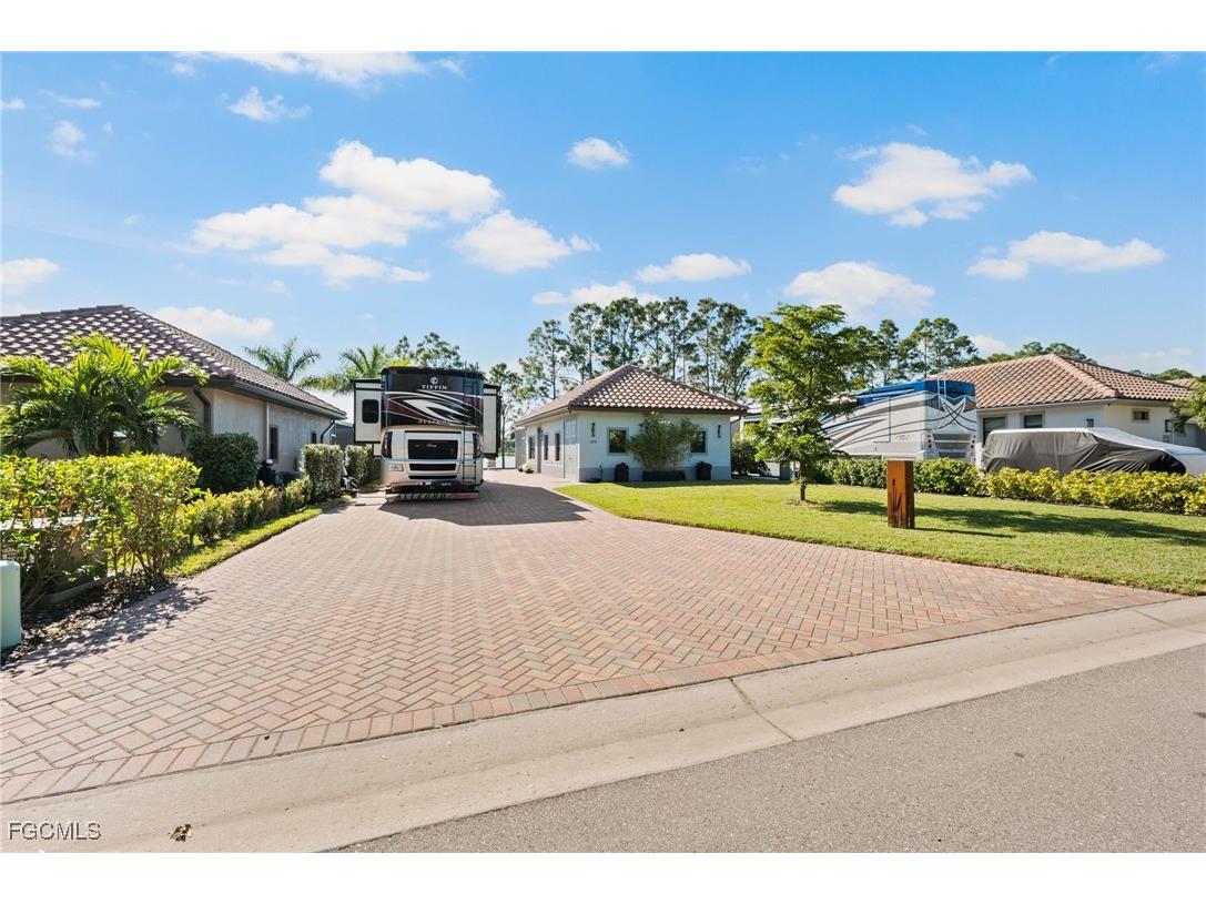 13779 Golden Palms Circle Fort Myers FL 33913 2025009011 image34