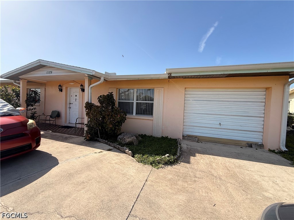 1379 Golf Drive Fort Myers FL 33919 2026031170 image1