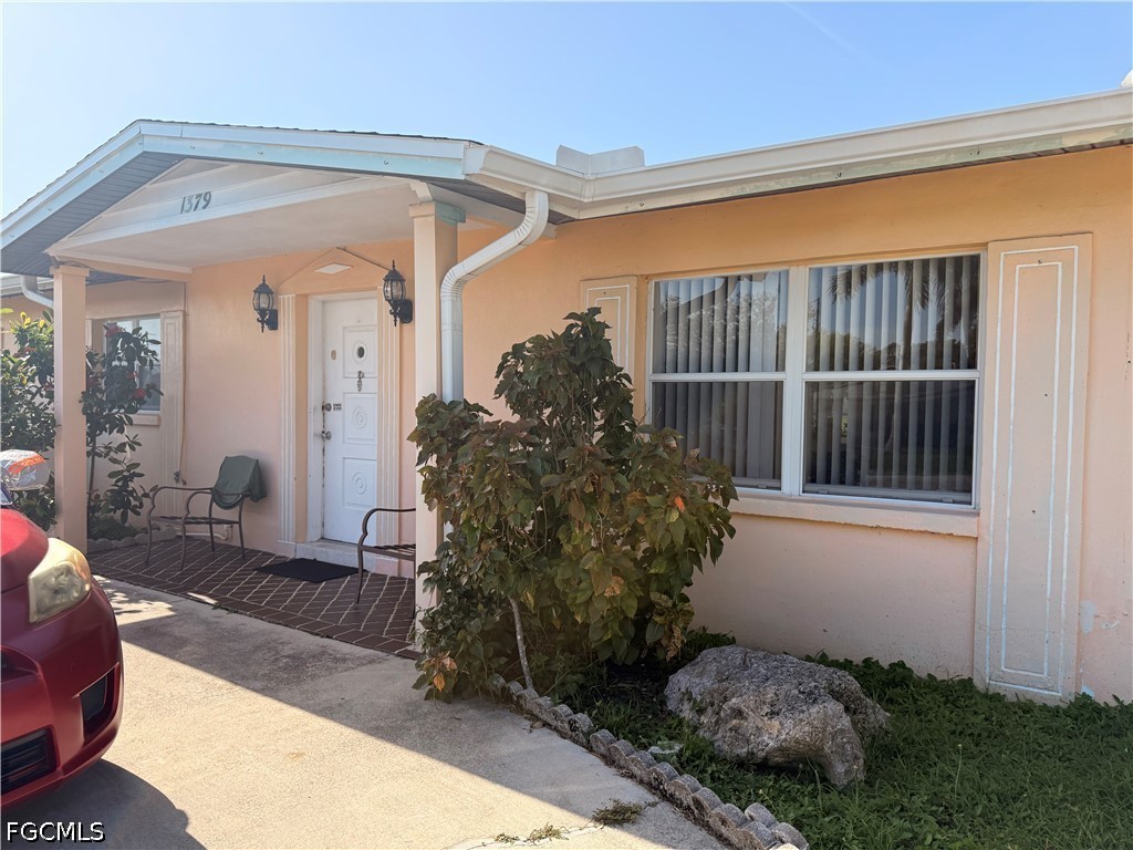 1379 Golf Drive Fort Myers FL 33919 2026031170 image2