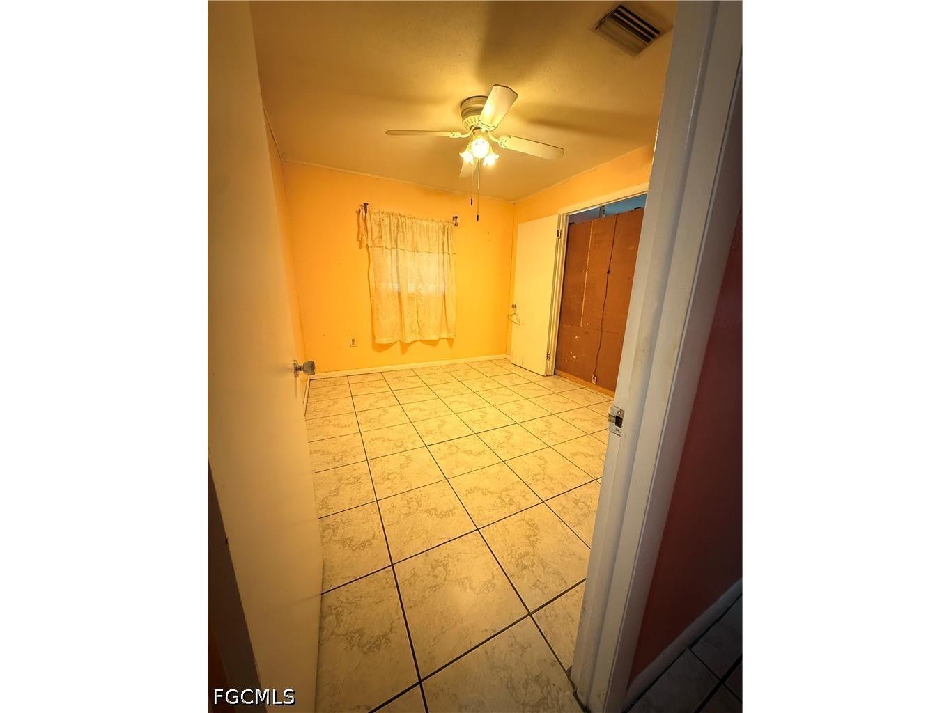 1379 Golf Drive Fort Myers FL 33919 2026031170 image6