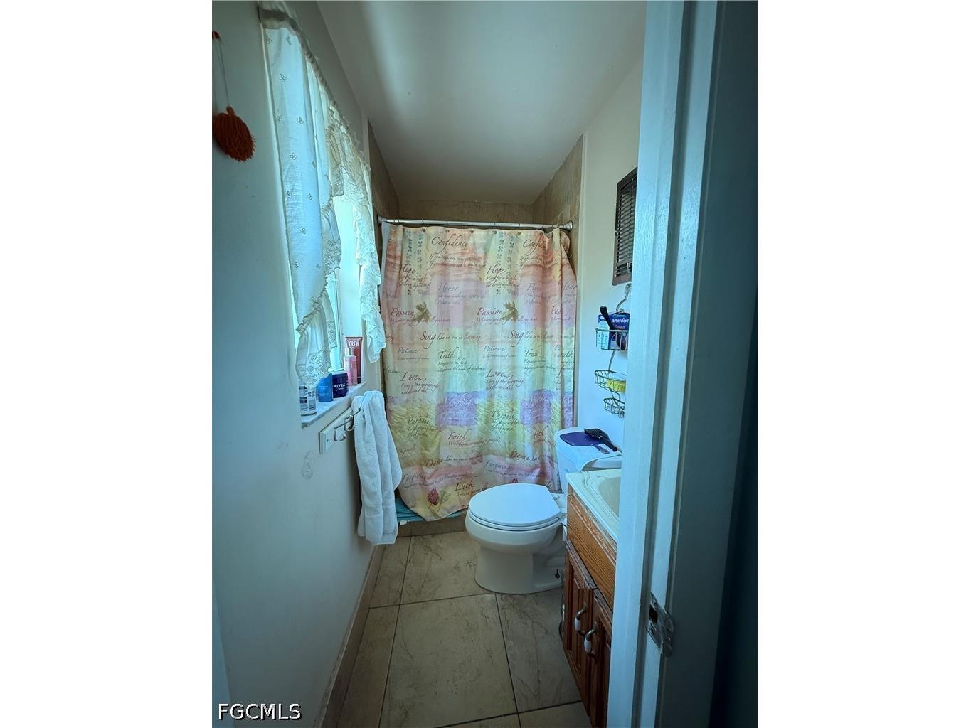 1379 Golf Drive Fort Myers FL 33919 2026031170 image7