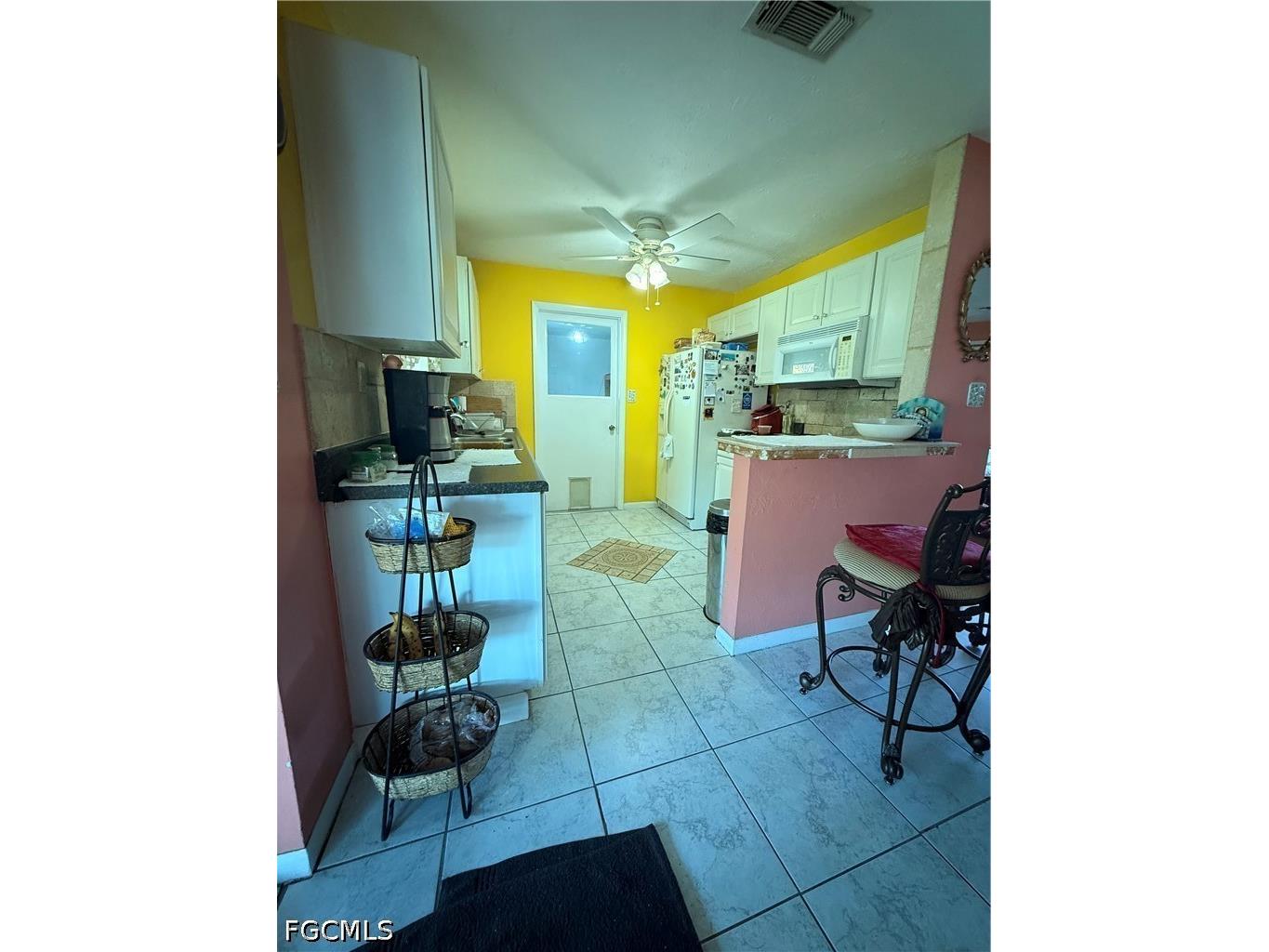 1379 Golf Drive Fort Myers FL 33919 2026031170 image8