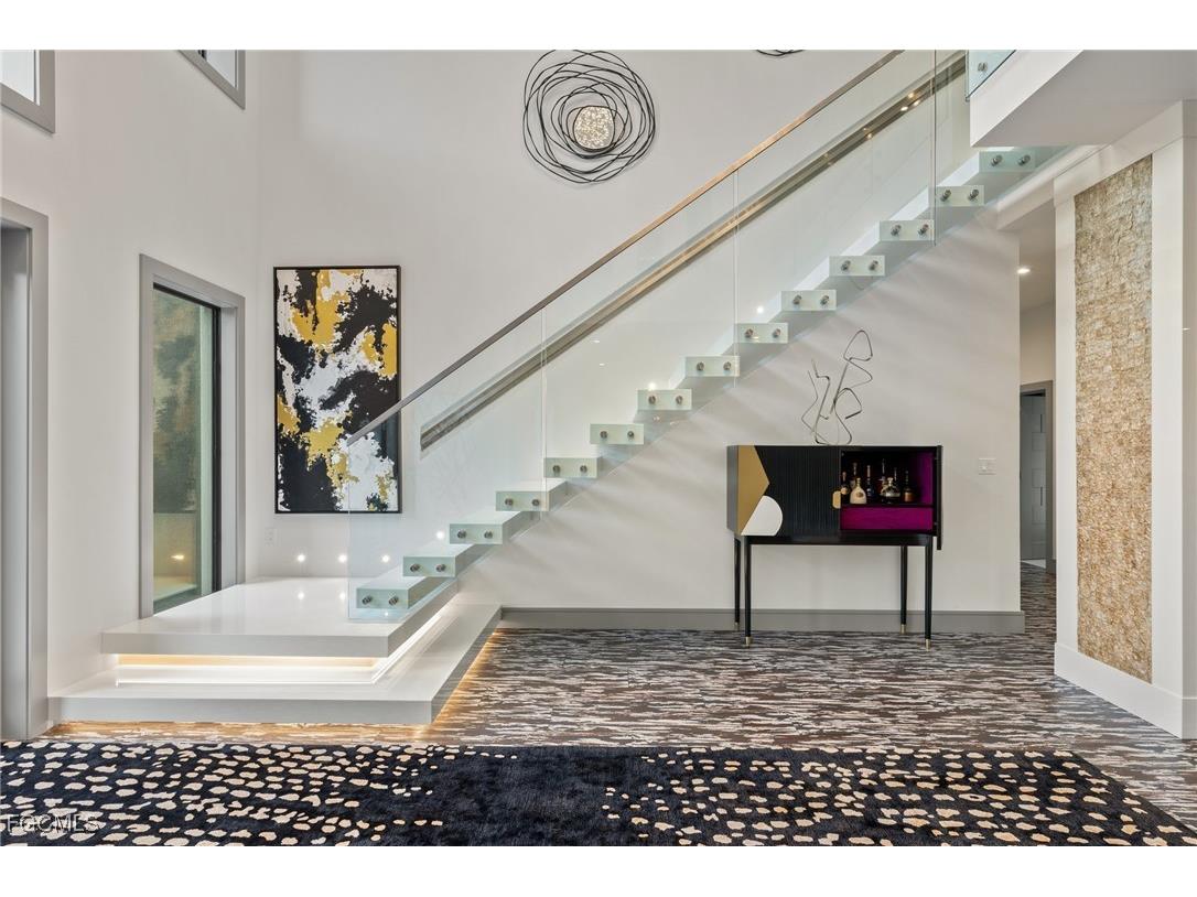 13792 Pine Villa Lane Fort Myers FL 33912 2025022571 image2