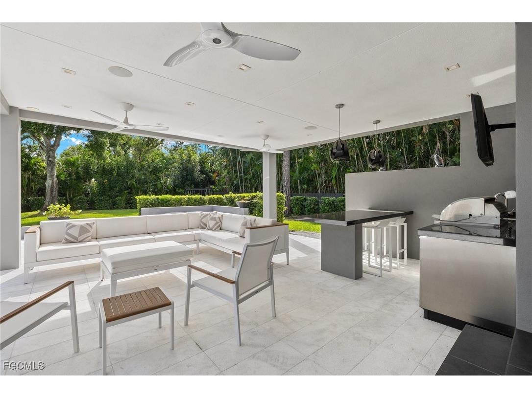 13792 Pine Villa Lane Fort Myers FL 33912 2025022571 image30