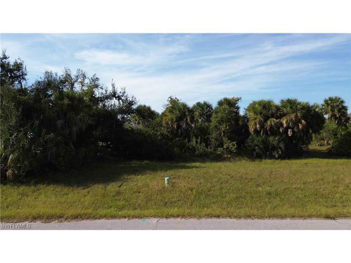 138 April Road Rotonda West FL 33947 223082366 image1