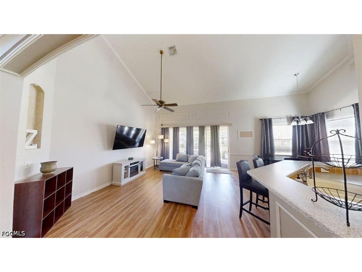 138 Burnt Pine Drive Naples FL 34119 2026014096 image2