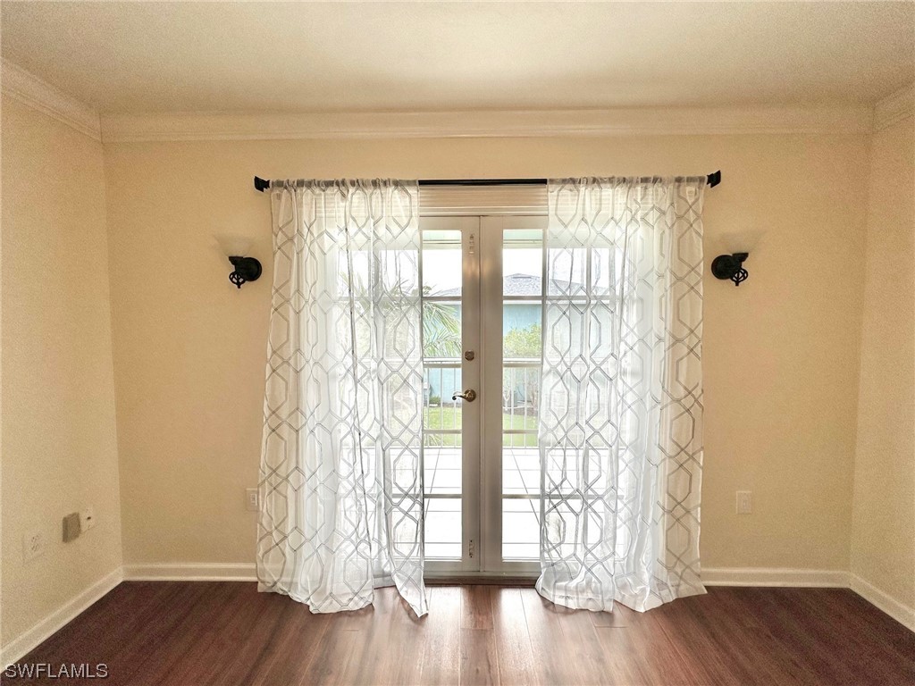 138 Cypress Way E #5 Naples FL 34110 223030183 image1