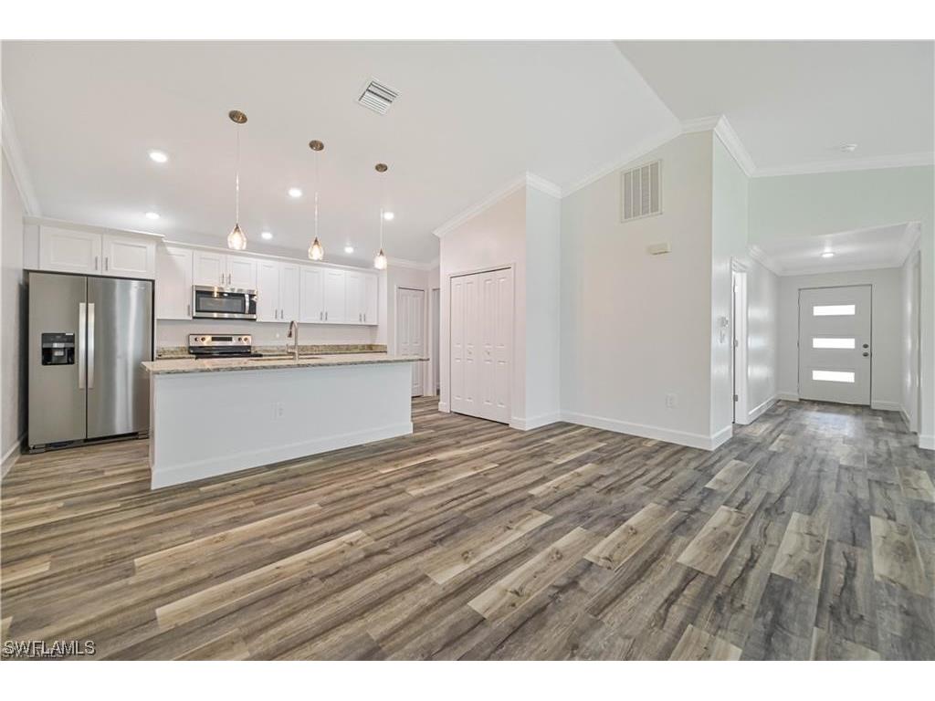  Fort Myers FL 33916 223059724 image1