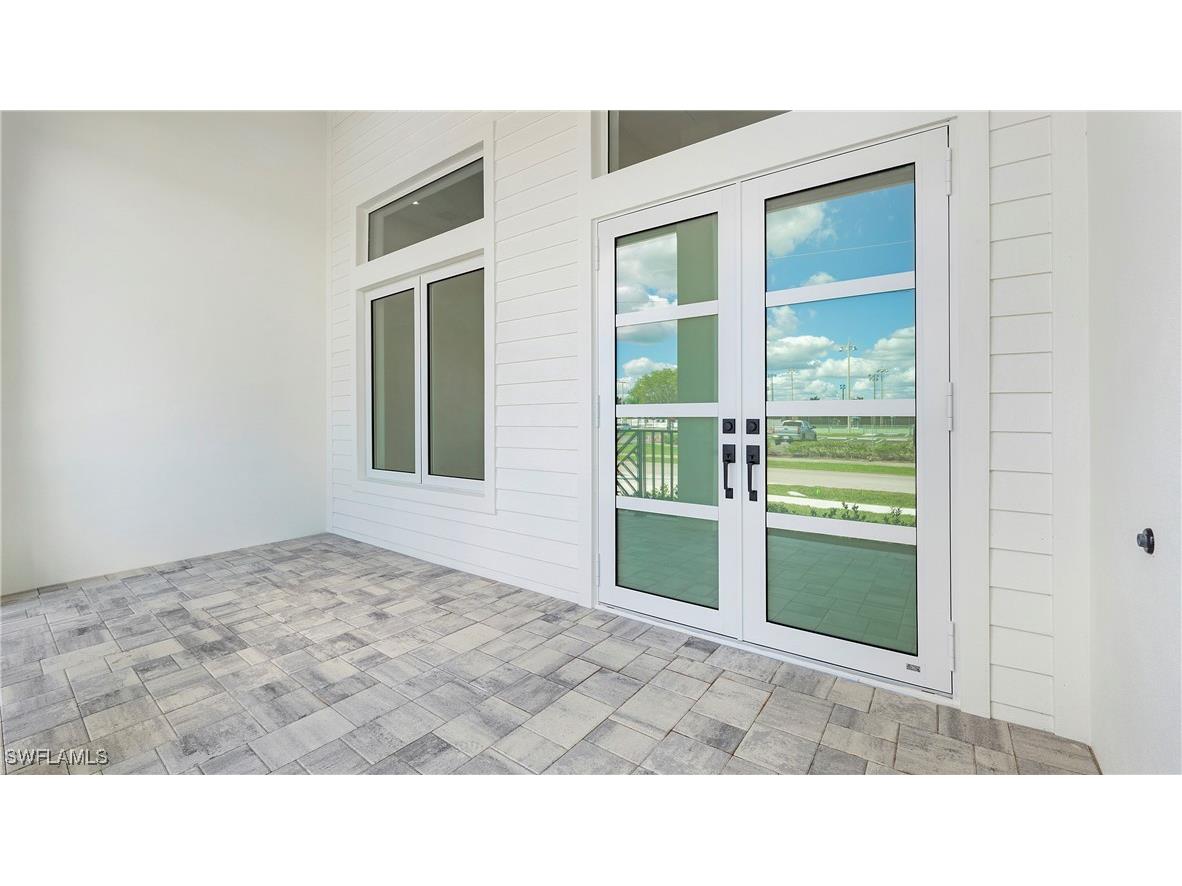 138 Kirkwood Street Marco Island FL 34145 225075572 image4