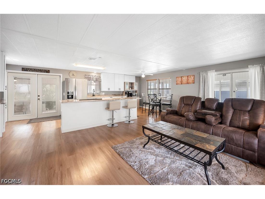 138 Lexington Avenue Fort Myers FL 33908 2026023087 image3