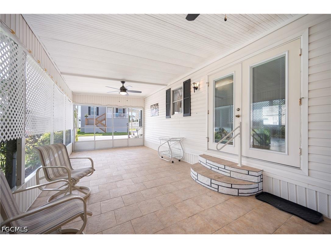 138 Lexington Avenue Fort Myers FL 33908 2026023087 image4