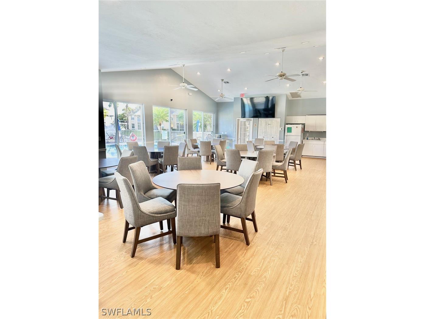 138 Pebble Shores Drive #8 Naples FL 34110 225046347 image32