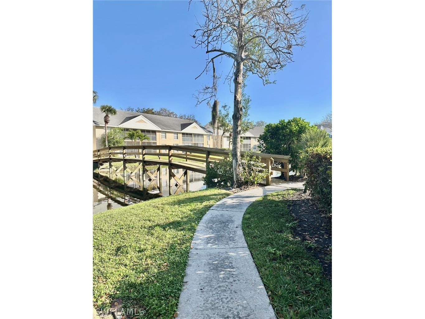 138 Pebble Shores Drive #8 Naples FL 34110 225046347 image34