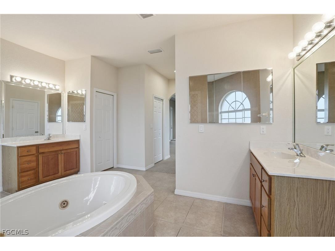 138 Pembroke Street Lehigh Acres FL 33974 2026010663 image15