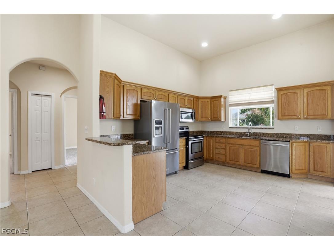 138 Pembroke Street Lehigh Acres FL 33974 2026010663 image8