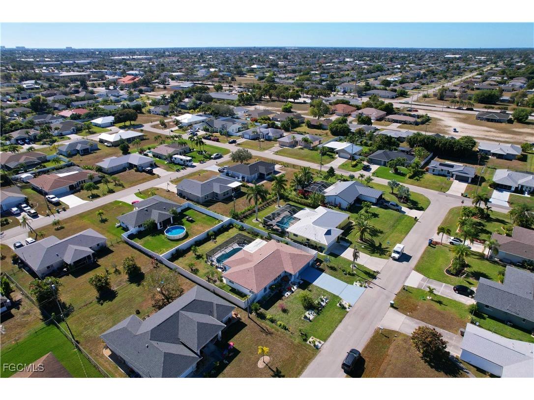 138 SE 18th Terrace Cape Coral FL 33990 2026001077 image32