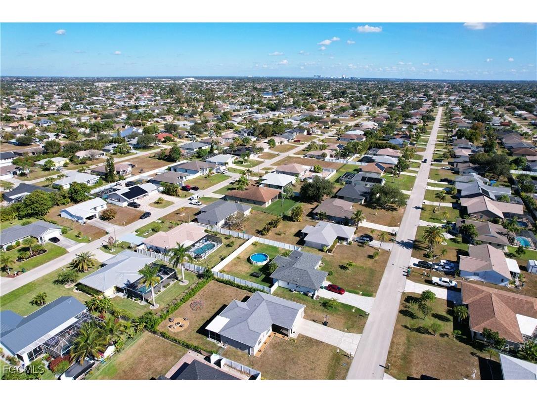 138 SE 18th Terrace Cape Coral FL 33990 2026001077 image36