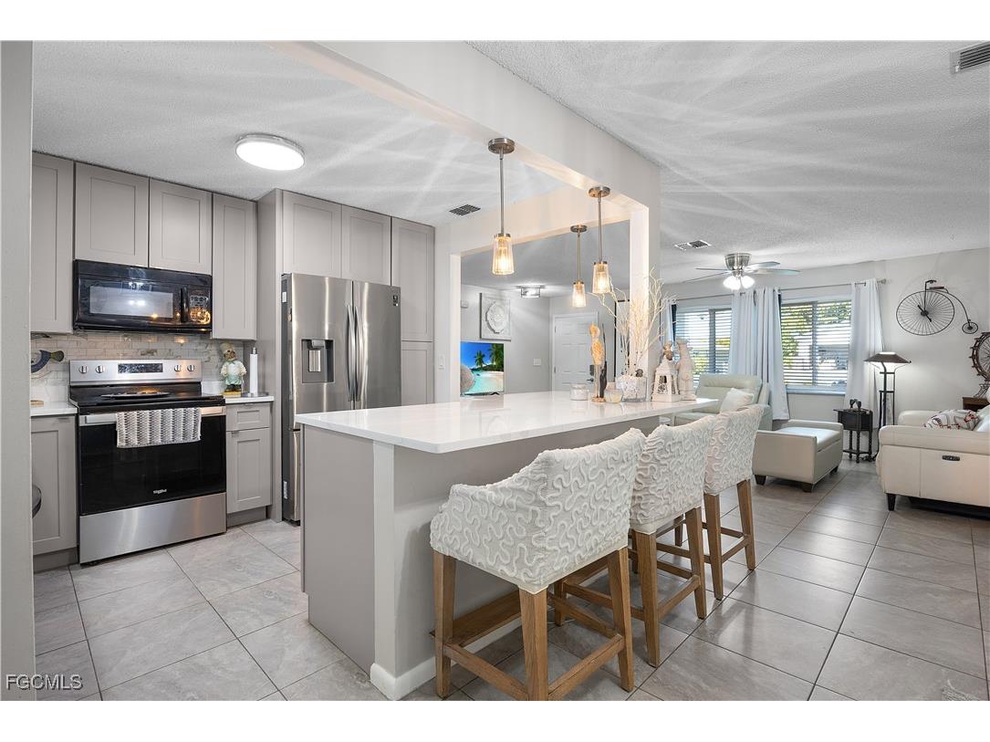 138 SE 18th Terrace Cape Coral FL 33990 2026001077 image4