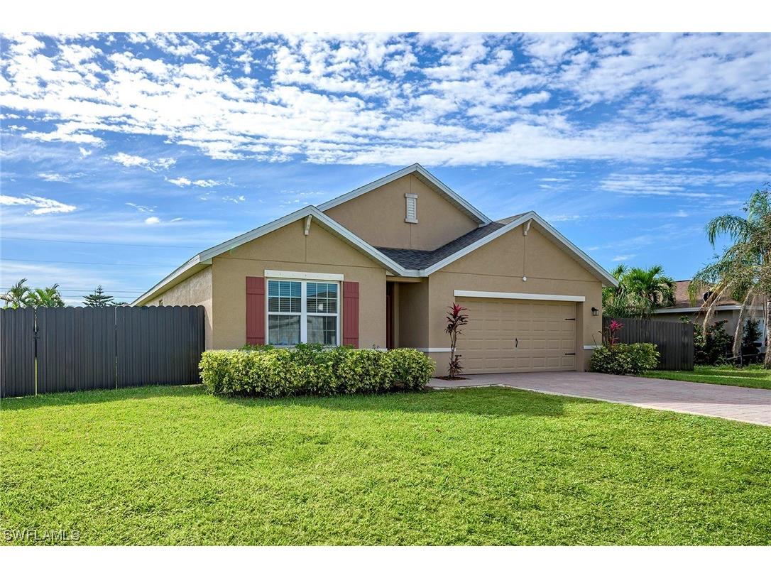 138 SE 28th Terrace Cape Coral FL 33904 223094950 image1