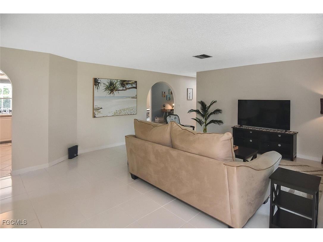 138 SE 30th Street Cape Coral FL 33904 2025010521 image19