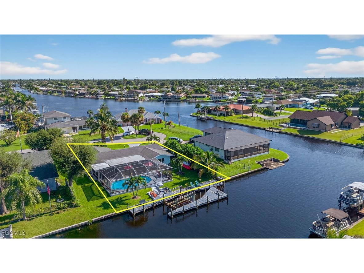 138 SE 40th Street Cape Coral FL 33904 2025005397 image1