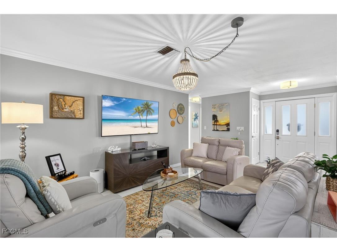 138 SE 40th Street Cape Coral FL 33904 2025005397 image12