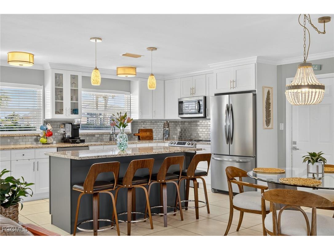 138 SE 40th Street Cape Coral FL 33904 2025005397 image13