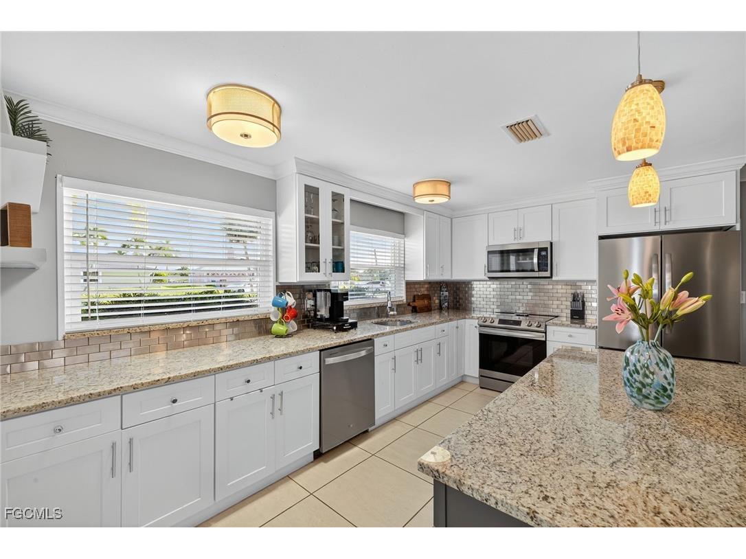 138 SE 40th Street Cape Coral FL 33904 2025005397 image15