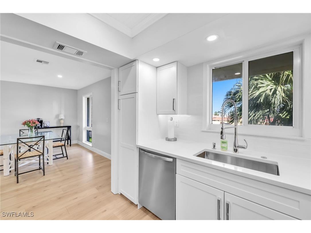 138 Teryl Road #4-2 Naples FL 34112 225079295 image3