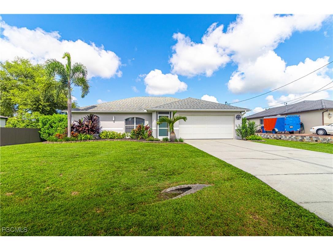 138 Zenith Circle Fort Myers FL 33913 2025010634 image1