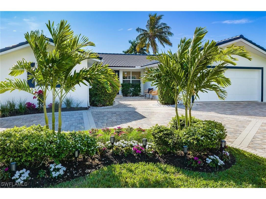1380 Dolphin Road Naples FL 34102 223091767 image1