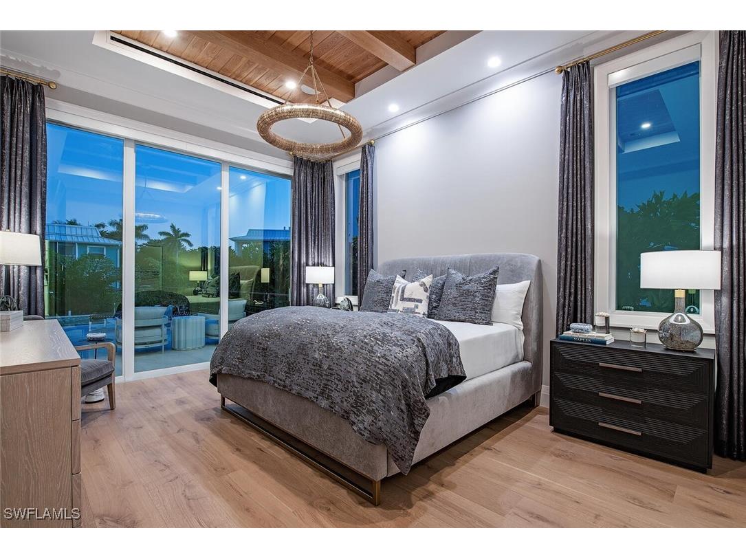 1380 Pelican Avenue Naples FL 34102 225041921 image7