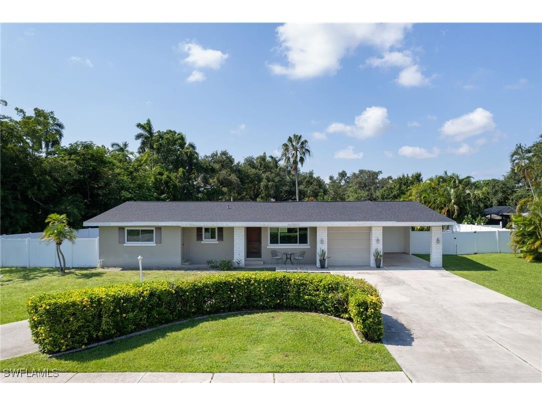 1380 Sunbury Drive Fort Myers FL 33901 224065758 image1