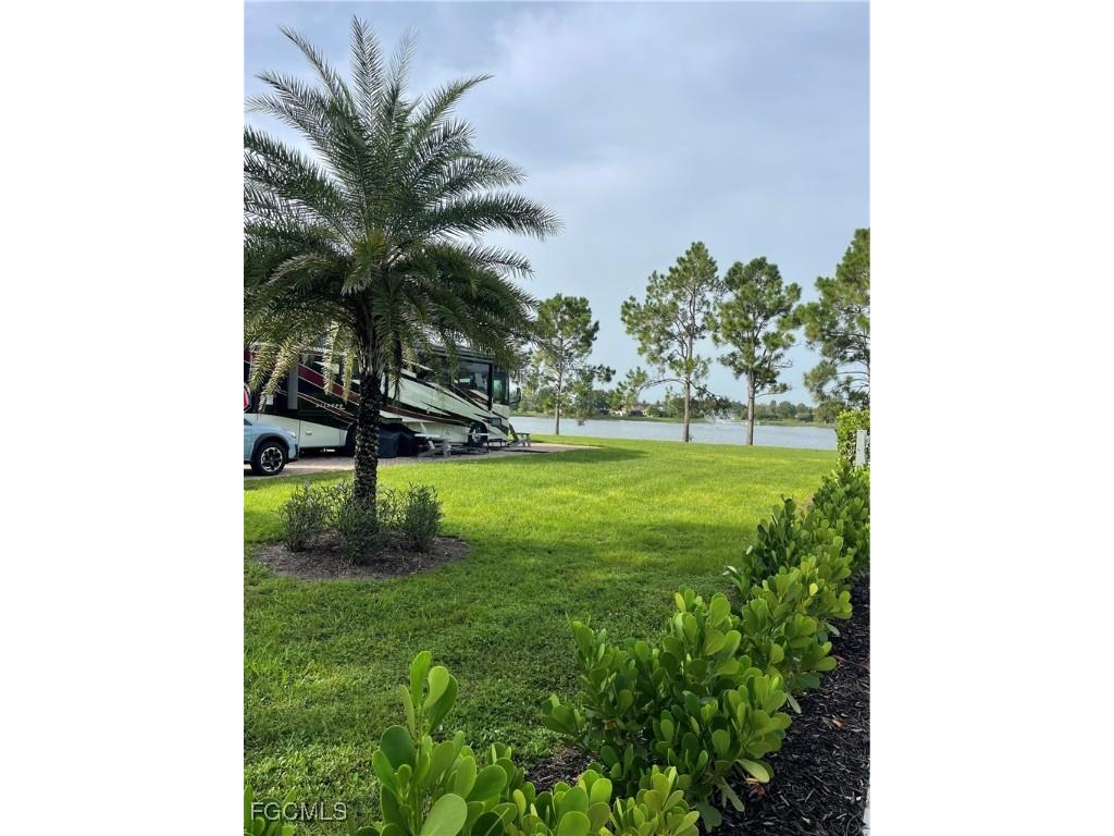 13815 Golden Palms Circle Fort Myers FL 33913 2025022373 image8