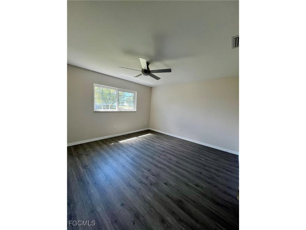 1382 Myerlee Country Club Boulevard Fort Myers FL 33919 2025012440 image16