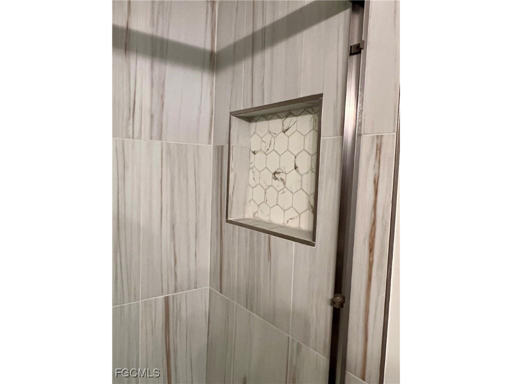 1382 Myerlee Country Club Boulevard Fort Myers FL 33919 2025012440 image22