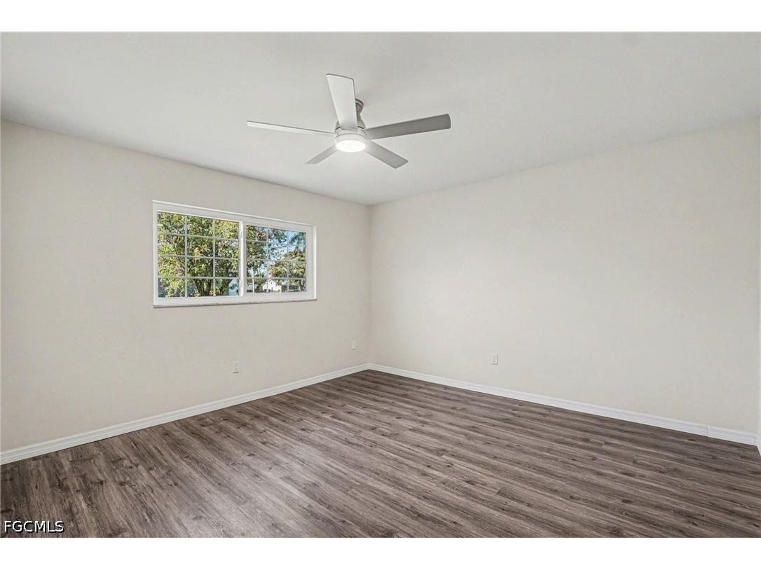 1382 Myerlee Country Club Boulevard Fort Myers FL 33919 2026019234 image9