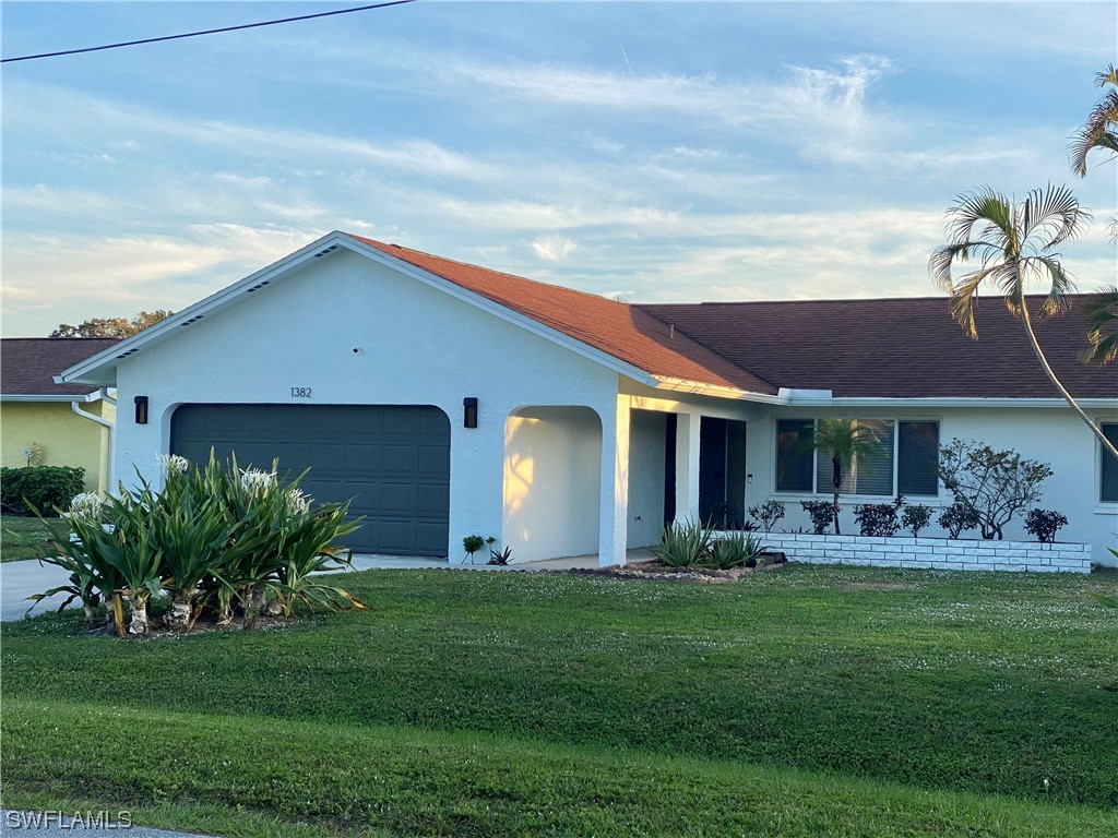 1382 N Alhambra Circle Naples FL 34103 223065966 image1